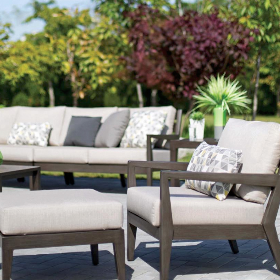 Outdoor Lounge Furniture